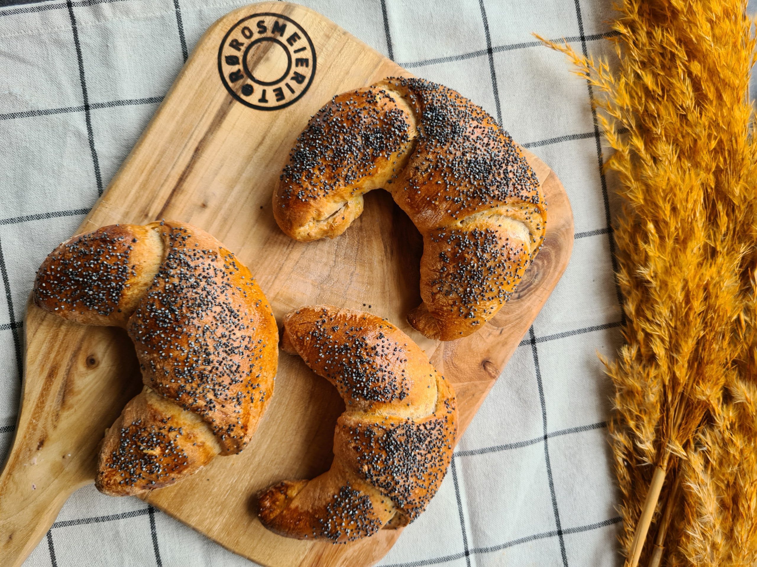 Horn med ost og skinke