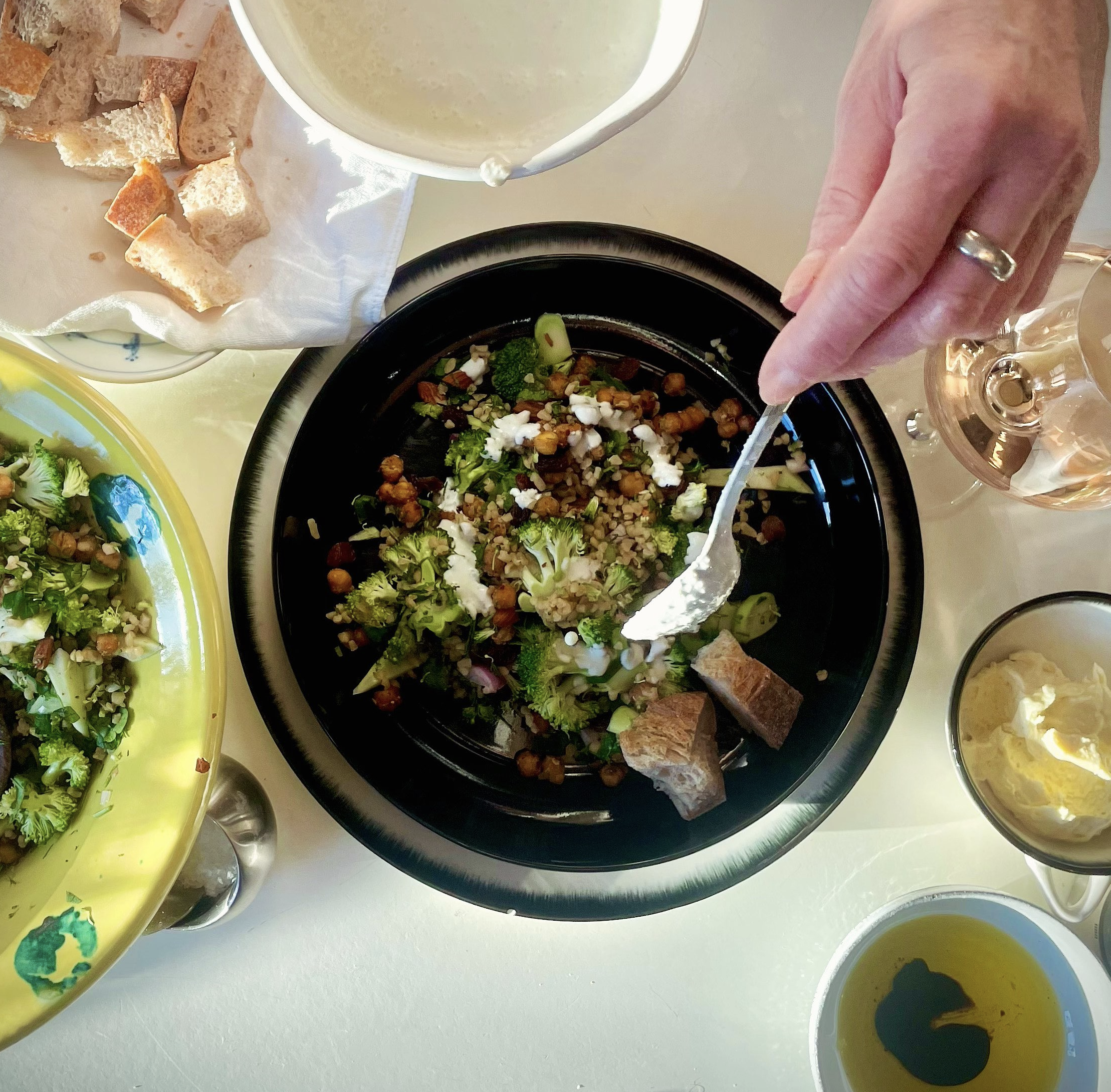 Panzanella – tomat- og brødsalat med skjørost